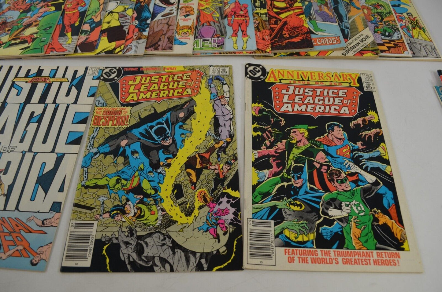 Justice League of America 146 194 219 221-223 230 233-239 +++ DC Comics Lot