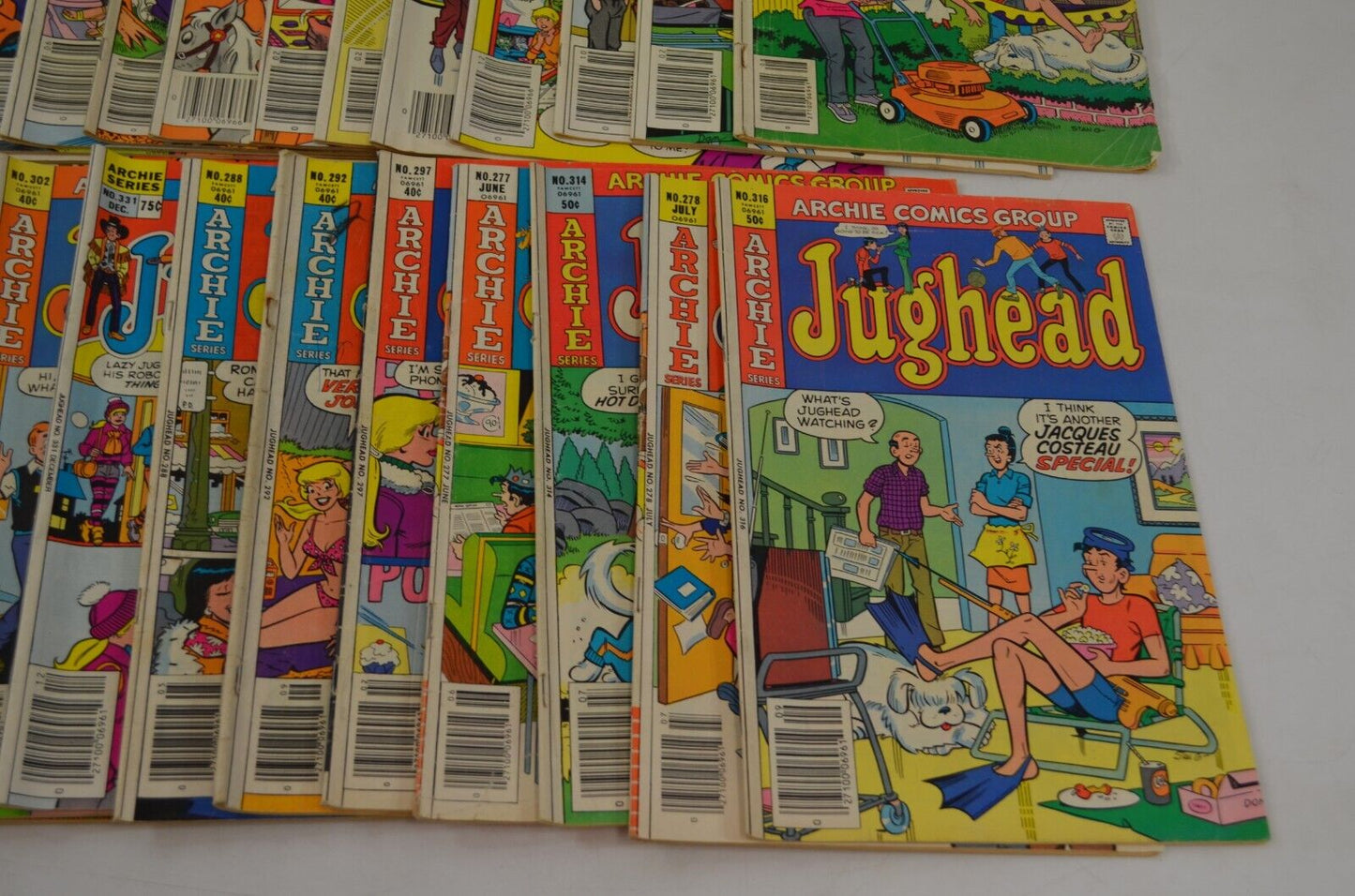 Archie Riverdale High & Jughead 300s Bronze Age Comics Lot of ~30 GD to VF