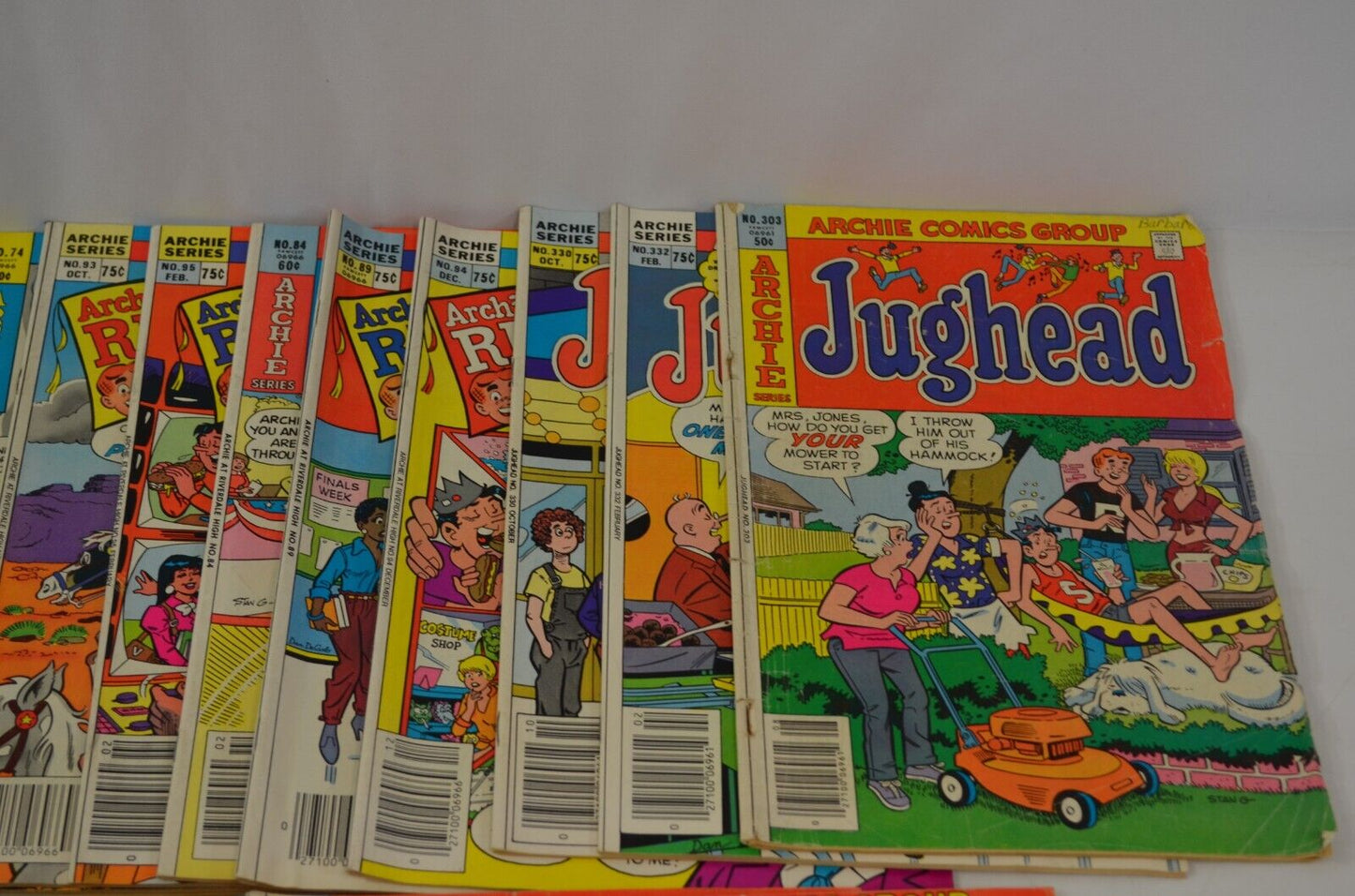 Archie Riverdale High & Jughead 300s Bronze Age Comics Lot of ~30 GD to VF