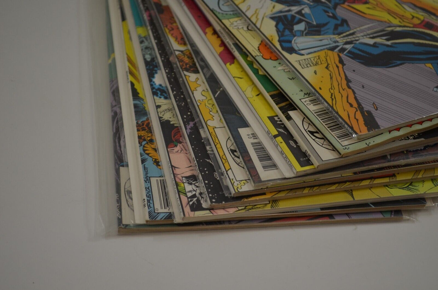 1990s Marvel Annuals Lot of 32 Comic Books Iron Man Punisher Avengers Daredevil