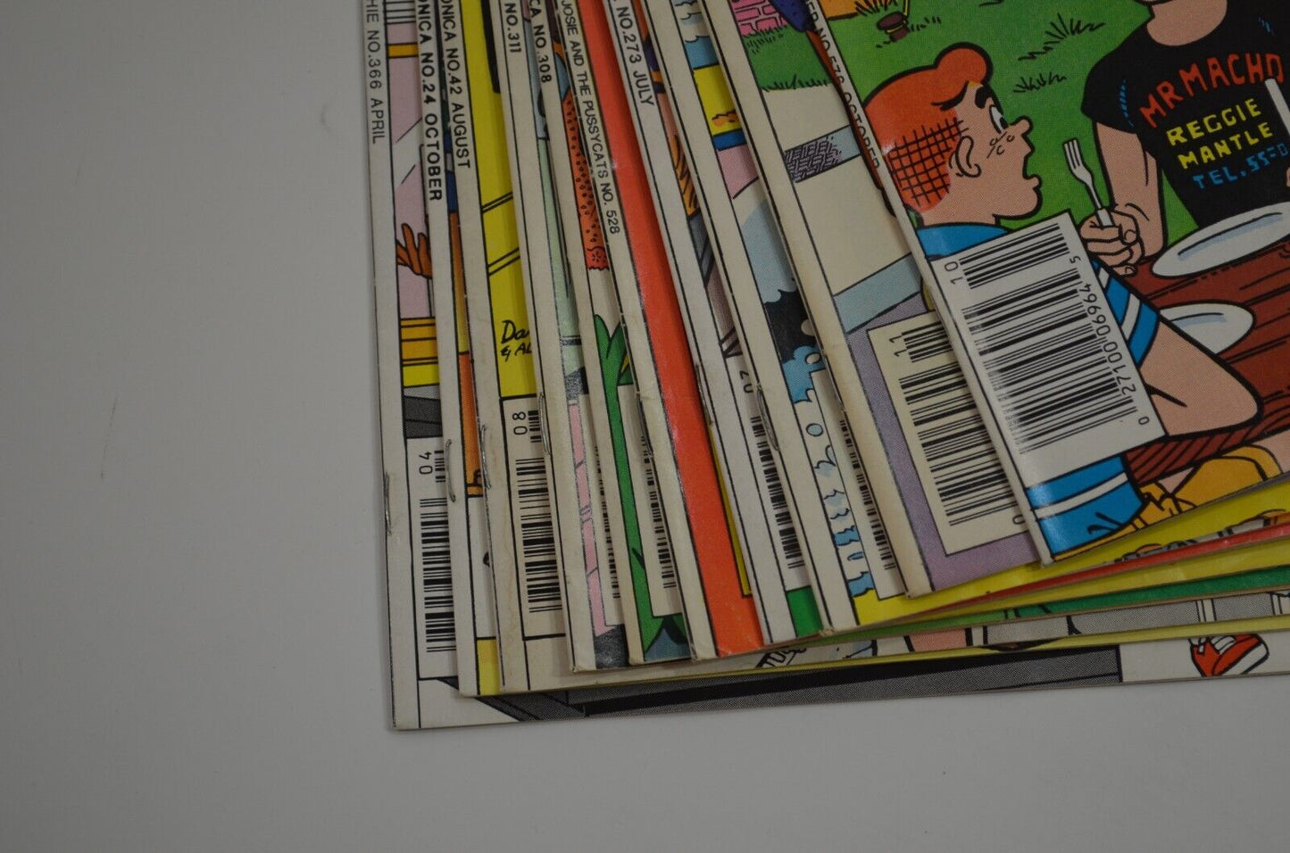 Various Archie Comic Books 40 Cent to 1.20 Lot of 86 Comic Books Good to VF