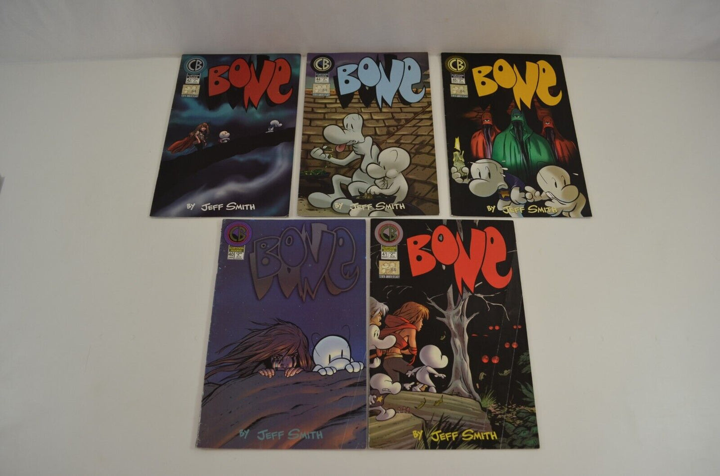 Bone #2, 7, 9, 14-21, 23-25, 32, 40-42, 44, 45 (Cartoon Books) Lot of 20 Comics