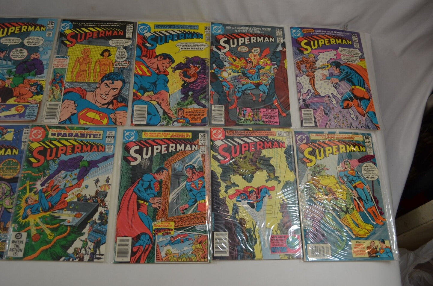 Superman 318-325 329 331 338-343 346 353 355 357-372 DC Comic Lot of 34