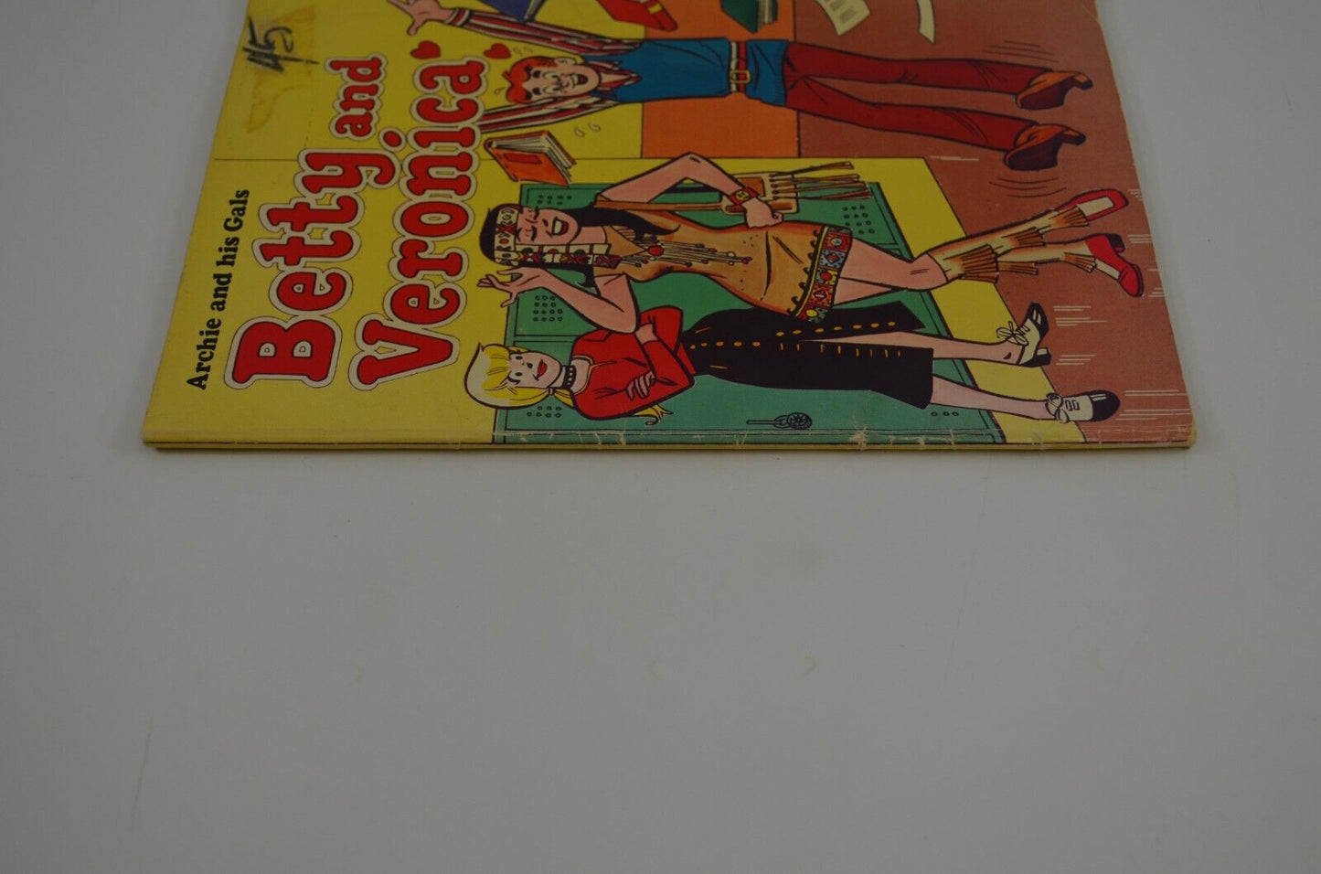 Archie & His Gals Betty Veronica 1979 Les Editions Heritage Comic Book Riverdale